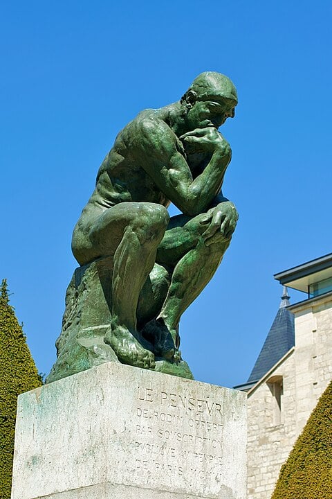 Grandes personalidades de diversos setores do pensamento deixaram frases que podem inspirar comportamentos, capazes até de modificar rumos a partir de reflexões e decisões relevantes. Na foto, a famosa escultura 'O Pensador', de Rodin.  Veja algumas: 