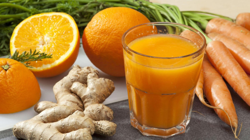 Suco termogênico com laranja e gengibre (Imagem: T.Lagerwall | Shutterstock)