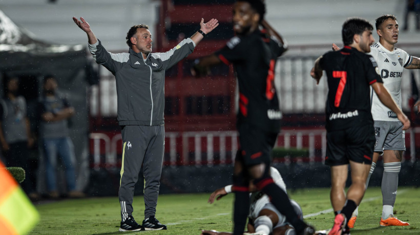 Gabriel Milito, técnico do Atlético-MG