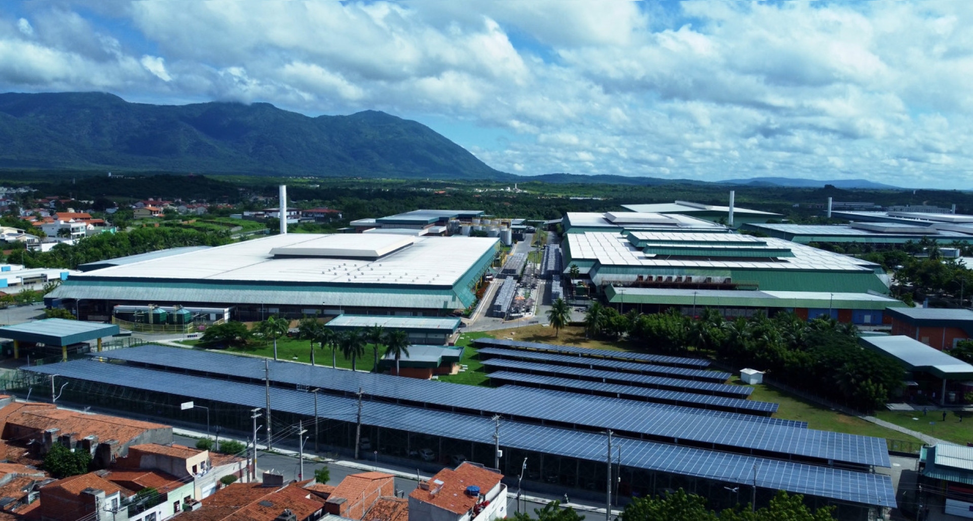 ￼GRENDENE tem hoje capacidade para produzir 250 milhões de pares de sapato por ano (Foto: Michel Gomes/Grendene)