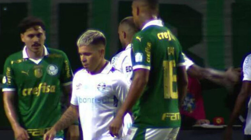 Estêvão, no segundo tempo, fura o ferrolho tricolor no segundo tempo e anota o gol do triunfo alviverde, pela 33ª rodada do Brasileirão