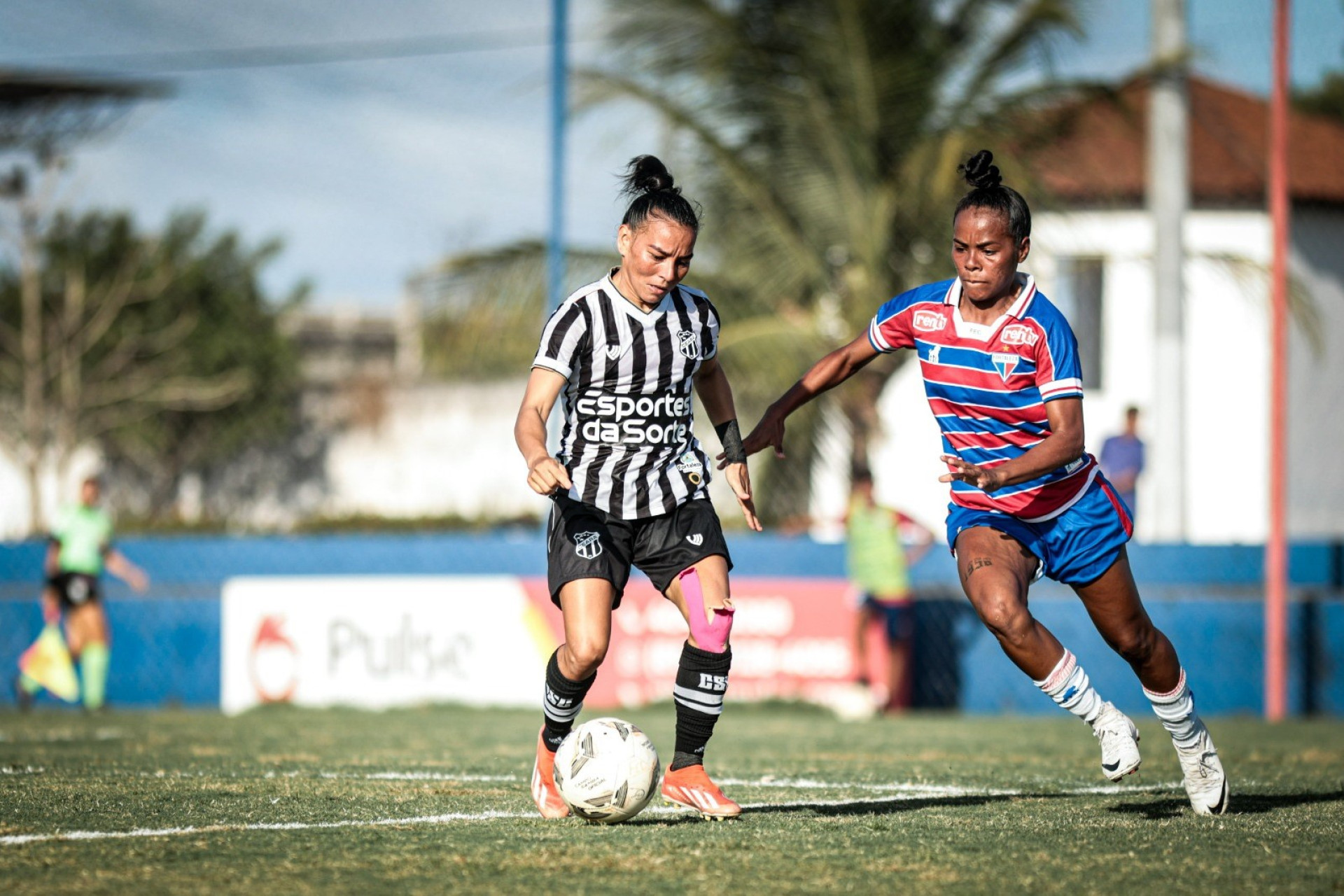 Ceará e Fortaleza disputam novo Clássico-Rainha pelo Campeonato Cearense Feminino (Foto: Gabriel Silva/CearaSC.com)