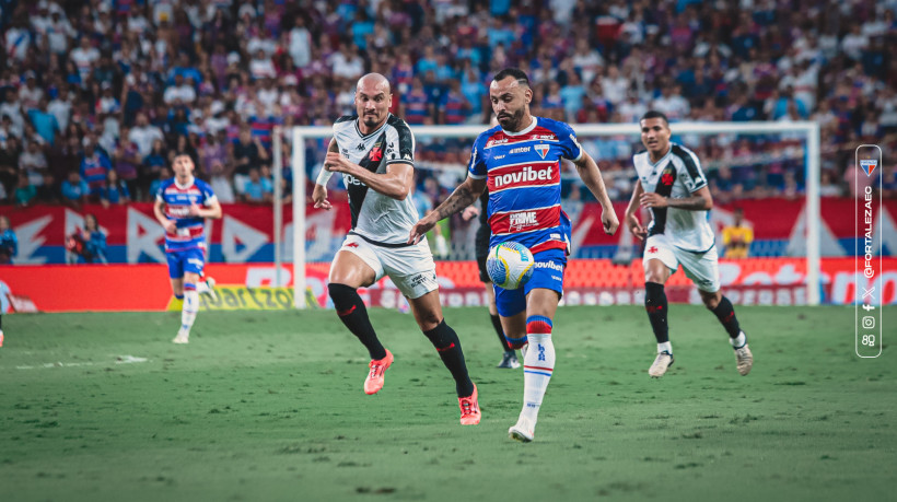 Moisés, atacante do Fortaleza, durante jogo diante do Vasco