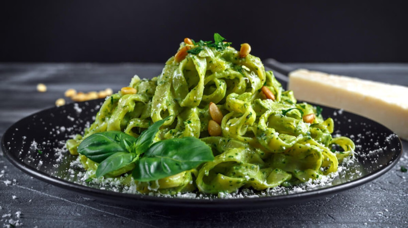 Talharim ao pesto (Imagem: DronG | Shutterstock)
