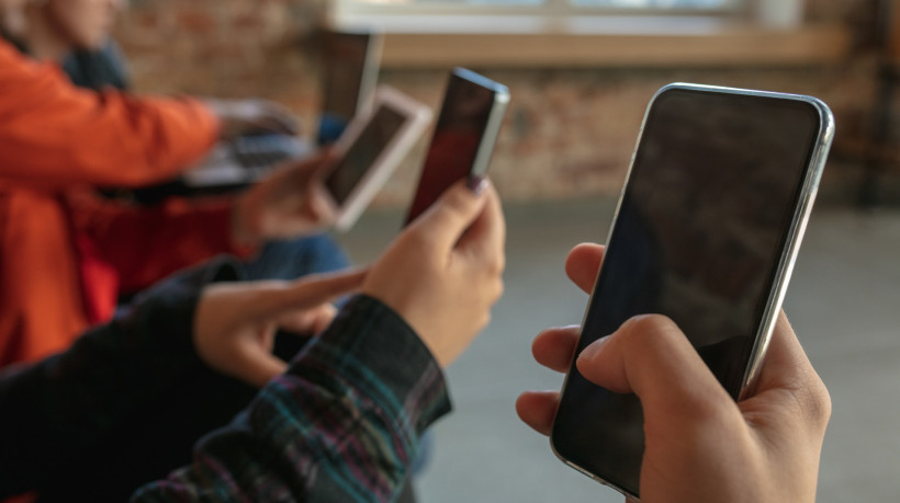 Celular proibido na escola: entenda projeto de lei aprovado na Assembleia de SP