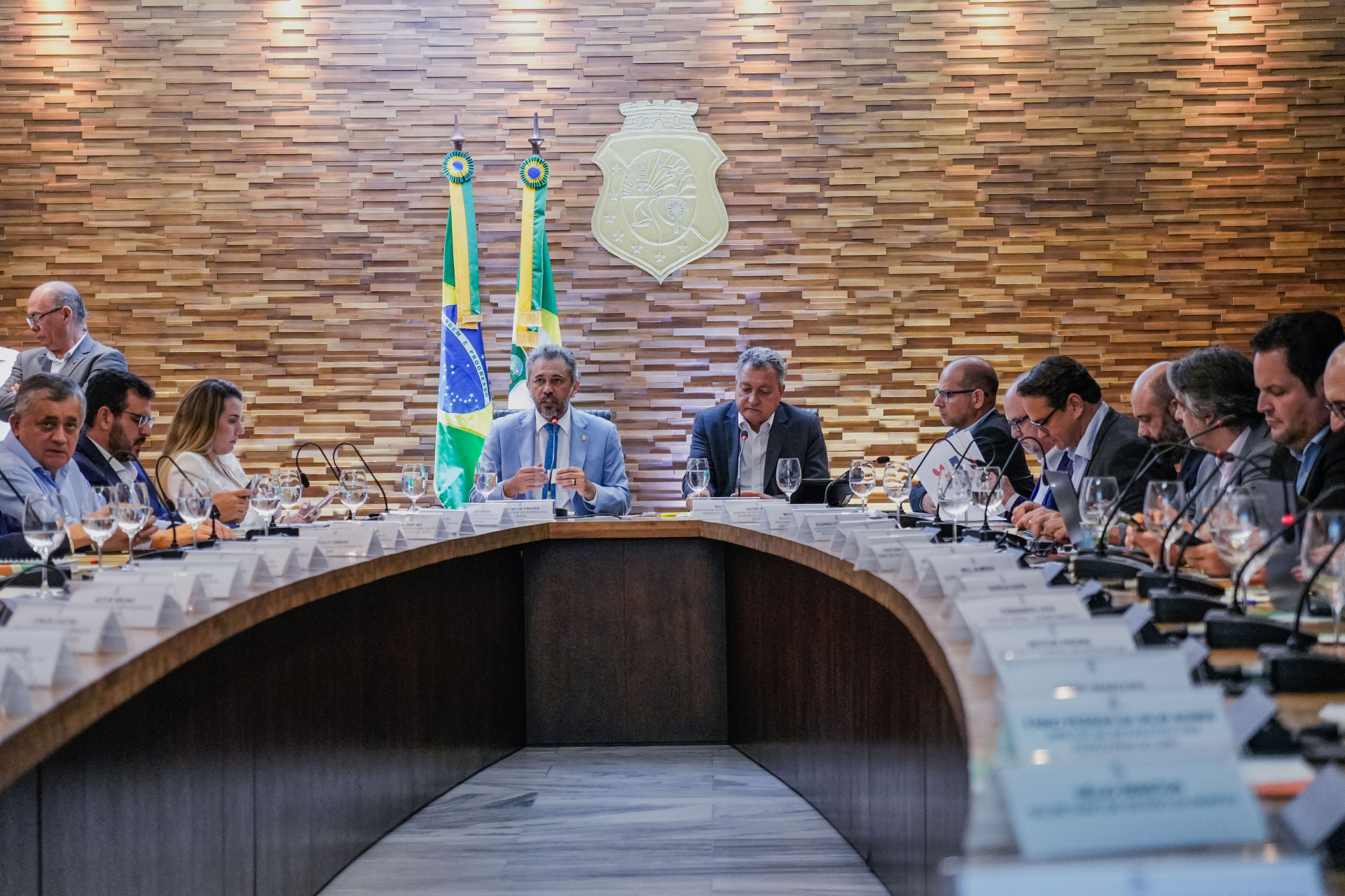 ￼MINISTRO da Casa Civil, Rui Costa, veio ao Ceará para falar do Novo PAC e dar celeridade às liberações (Foto: FERNANDA BARROS)