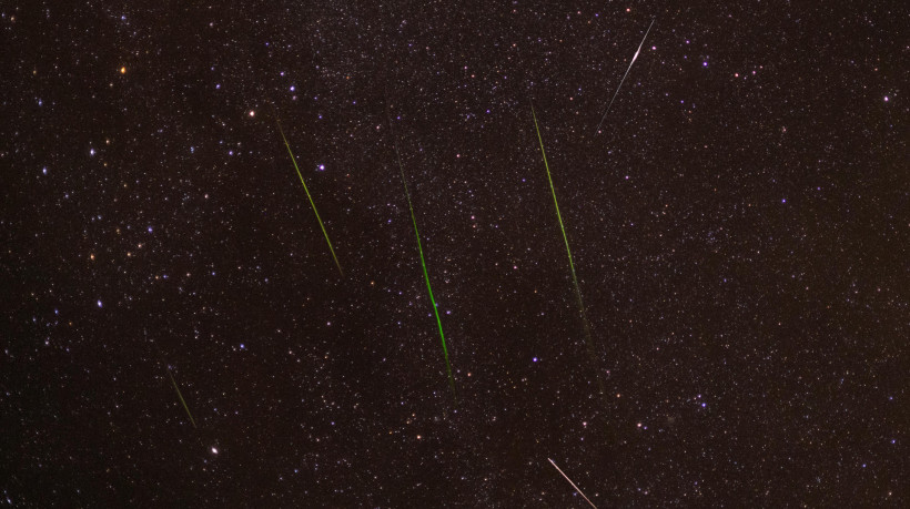 A chuva de meteoros Geminídeas é singular devido à sua característica multicolorida; veja mais sobre este e sobre outros fenômenos astronômicos de dezembro 