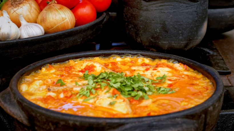 Moqueca - Bahia (Imagem: Marcelo Moryan | Shutterstock)