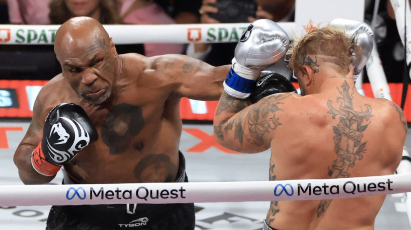 Jake Paul venceu Mike Tyson por pontos em luta de boxe