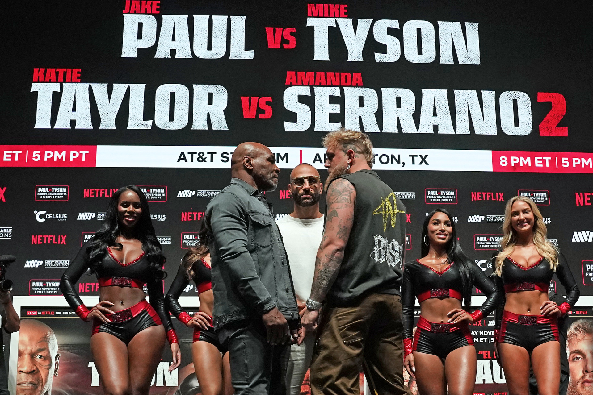 O ex-boxeador americano Mike Tyson foi derrotado pelo youtuber Jake Paul, em luta de boxe (Foto: TIMOTHY A. CLARY / AFP)