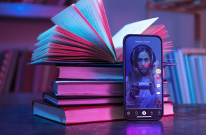 Efeito Booktok? Empresa responsável pelo TikTok planeja lançar livros impressos em editora própria