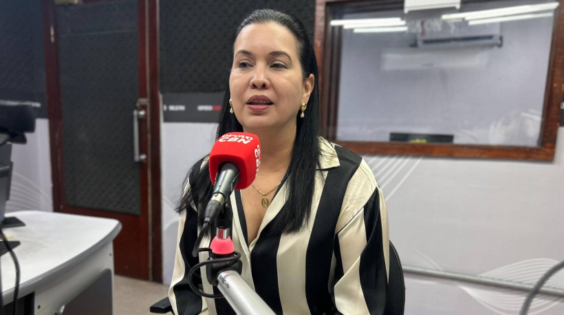 Christiane Leitão, presidente eleita da OAB-CE para o triênio 2025-2027, concedeu entrevista à rádio O POVO CBN