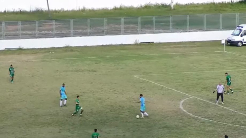 Lance inusitado que ocasionou gol do Tinguá diante do Itarema na Série C do Cearense