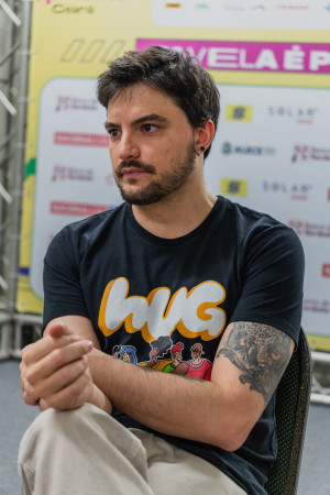 Felipe Neto concede entrevista exclusiva ao O POVO+, durante sua visita ao ExpoFavela 2024(Foto: FERNANDA BARROS)