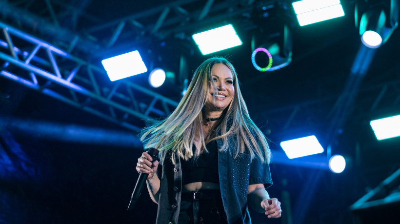 Solange Almeida realiza gravação de seu novo DVD em dezembro, na Arena Castelão. Show contará com participações de João Gomes, Taty Girl, Elba Ramalho, Marília Tavares e o grupo Seu Desejo