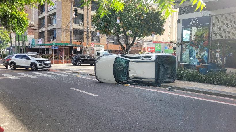 Em nota, a AMC informa que agentes foram acionados para controlar o trânsito no local