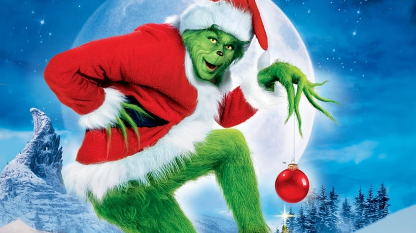 Um dos filmes clássicos, ‘O Grinch’, conta a história de uma criatura verde que odeia o Natal e tenta acabar com a data.