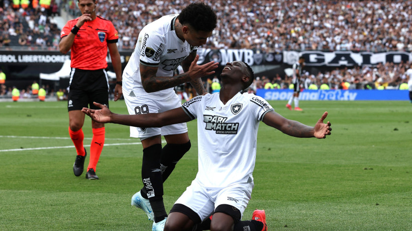 Luiz Henrique marcou um dos gols do Botafogo na final da Libertadores contra o Atlético-MG