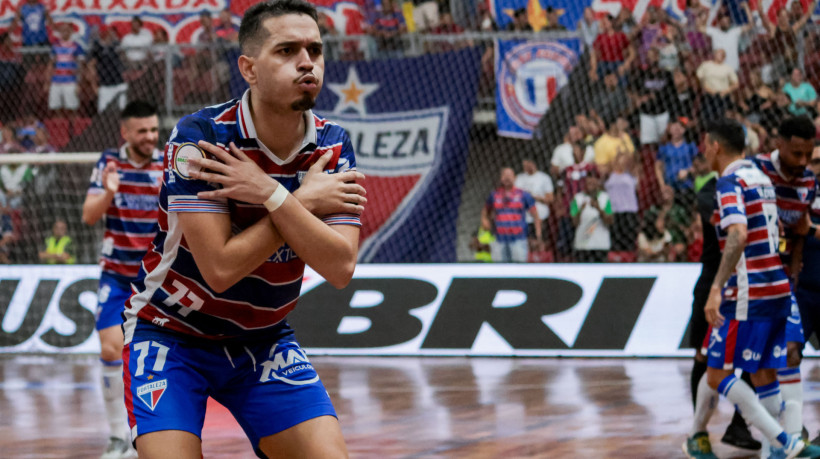 FORTALEZA, CEARÁ, BRASIL, 01-12-2024: Fortaleza x Apodi, final do Campeonato Brasileiro de Futsal, Fortaleza é Campeão da primeira edição, com público proximo de 10 mil pessoas no Centro de Formação Olpimpica. (Foto: Samuel Setubal/ O Povo)