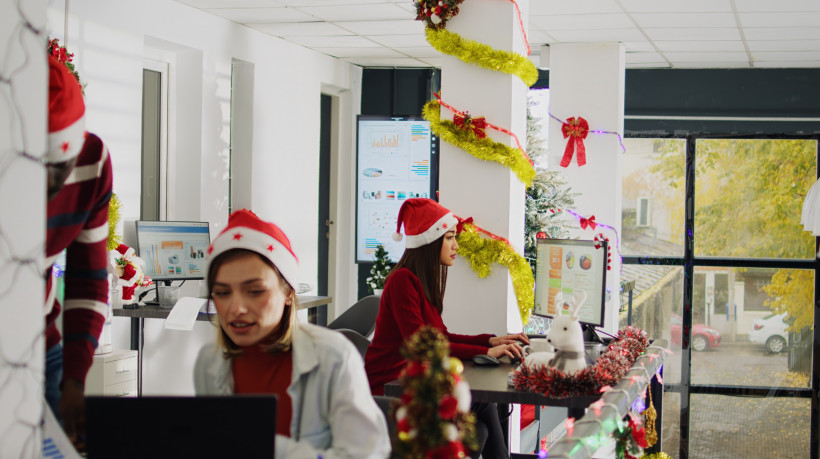 Para 2024, a véspera de Natal, 24 de dezembro, terá ponto facultativo a partir das 14h, e o dia 25 será feriado nacional