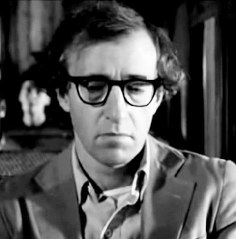 Woody Allen: o cineasta evoca tanto admiração quanto polêmica. Ele se tornou sinônimo de comédia sofisticada, introspecção urbana e uma boa dose de ironia. E tem passagens de sua vida privada que geram controvérsia. 