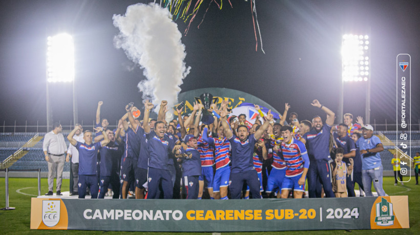 Jogadores do Fortaleza comemoram título do Campeonato Cearense Sub-20