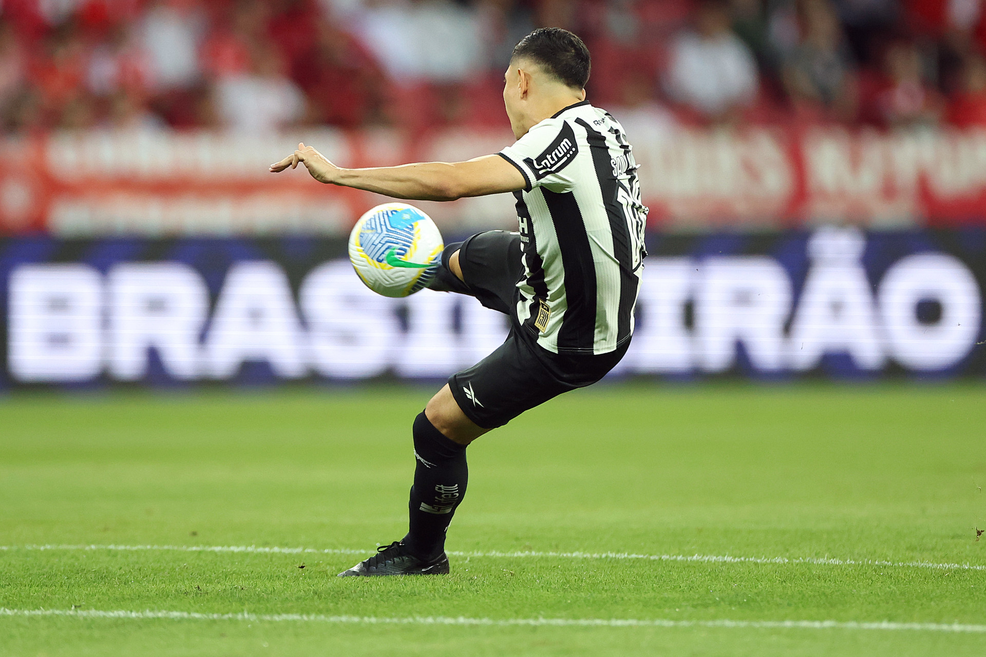 Lance do gol de Savarino, que deixa o Botafogo a um empate da taça (Foto: Vitor Silva / Botafogo F. R.)