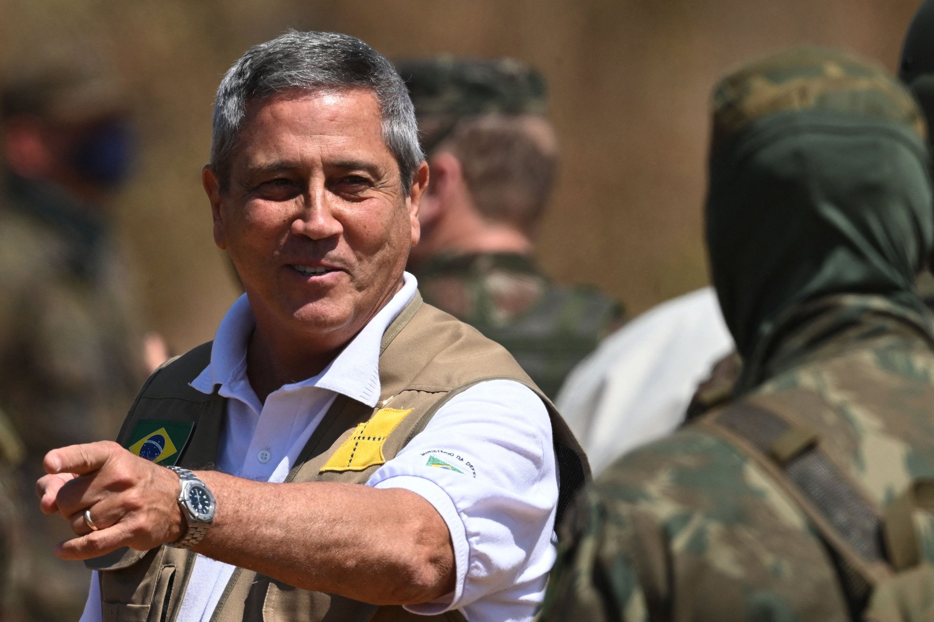 O general e ex-ministro Walter Braga Netto é um dos pontos centrais de plano para golpe de Estado, diz a Polícia Federal. Além dele, outros militares já foram presos durante as investigações  (Foto: EVARISTO SÁ / AFP)