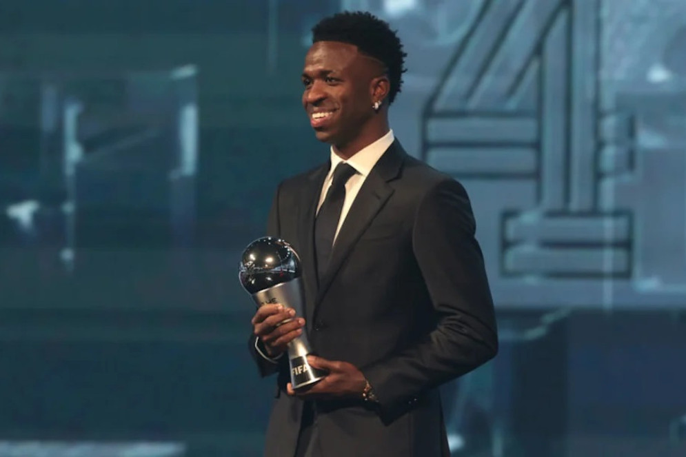 Vinícius Júnior levou para casa o prêmio de Melhor Jogador Masculino da FIFA de 2024(Foto: Mohamed Farag/FIFA)