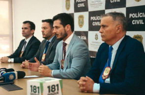 Coletiva de delegados da Polícia Civil do Ceará, nesta segunda-feira, 23/12, sobre a execução do adolescente de 16 anos na Vila de Jericoacoara