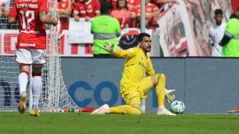 Keiller, ex-Internacional e Vasco, é o novo goleiro do Ceará para 2025