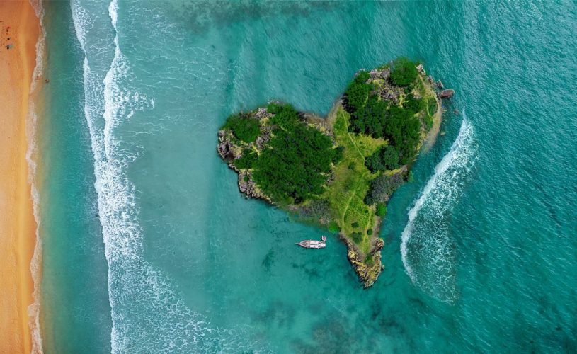 As ilhas têm um apelo irresistível para os viajantes em busca de beleza, tranquilidade e uma fuga da rotina do dia a dia.