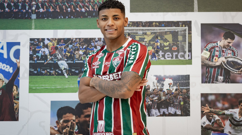 Volante Hércules assinou contrato com o Fluminense até dezembro de 2029