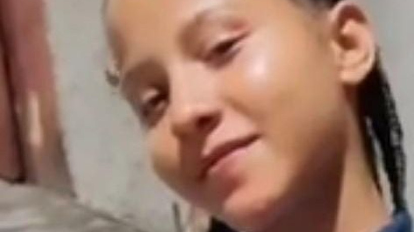 Maria Eduarda, de 18 anos, teve a casa invadida e foi morta a tiros, no bairro Planalto Pici, em Fortaleza