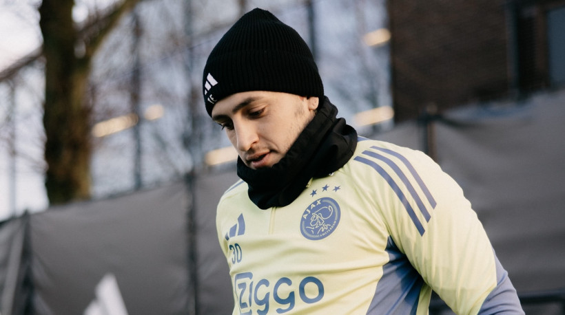 Zagueiro argentino Gastón Ávila pertence ao Ajax, da Holanda