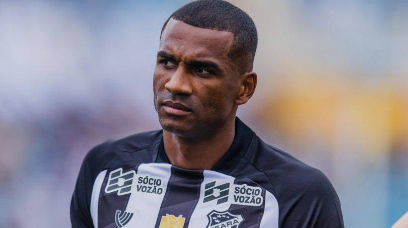 FORTALEZA-CE, BRASIL, 18-01-2025: Marllon. Início do Campeonato Cearense, com jogo entre Ceará e Tirol, no Estádio Presidente Vargas (PV). (Foto: Fernanda Barros/ O Povo)