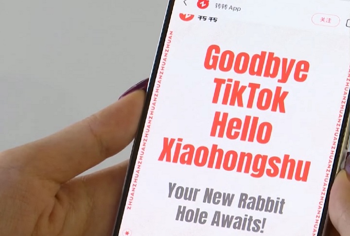 Com o banimento momentâneo do TikTok nos Estados Unidos, o aplicativo chinês RedNote alcançou o topo da loja de aplicativos da Apple Store nos últimos dias.