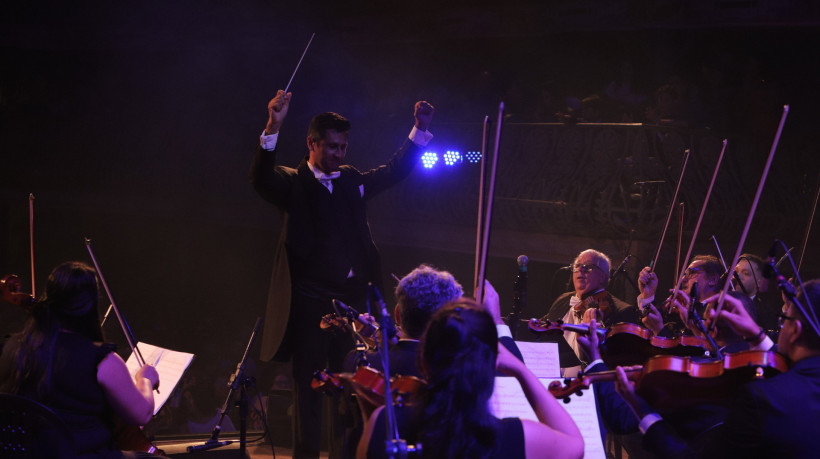 Orquestra Contemporânea Brasileira se apresenta no Theatro Via Sul Fortaleza.