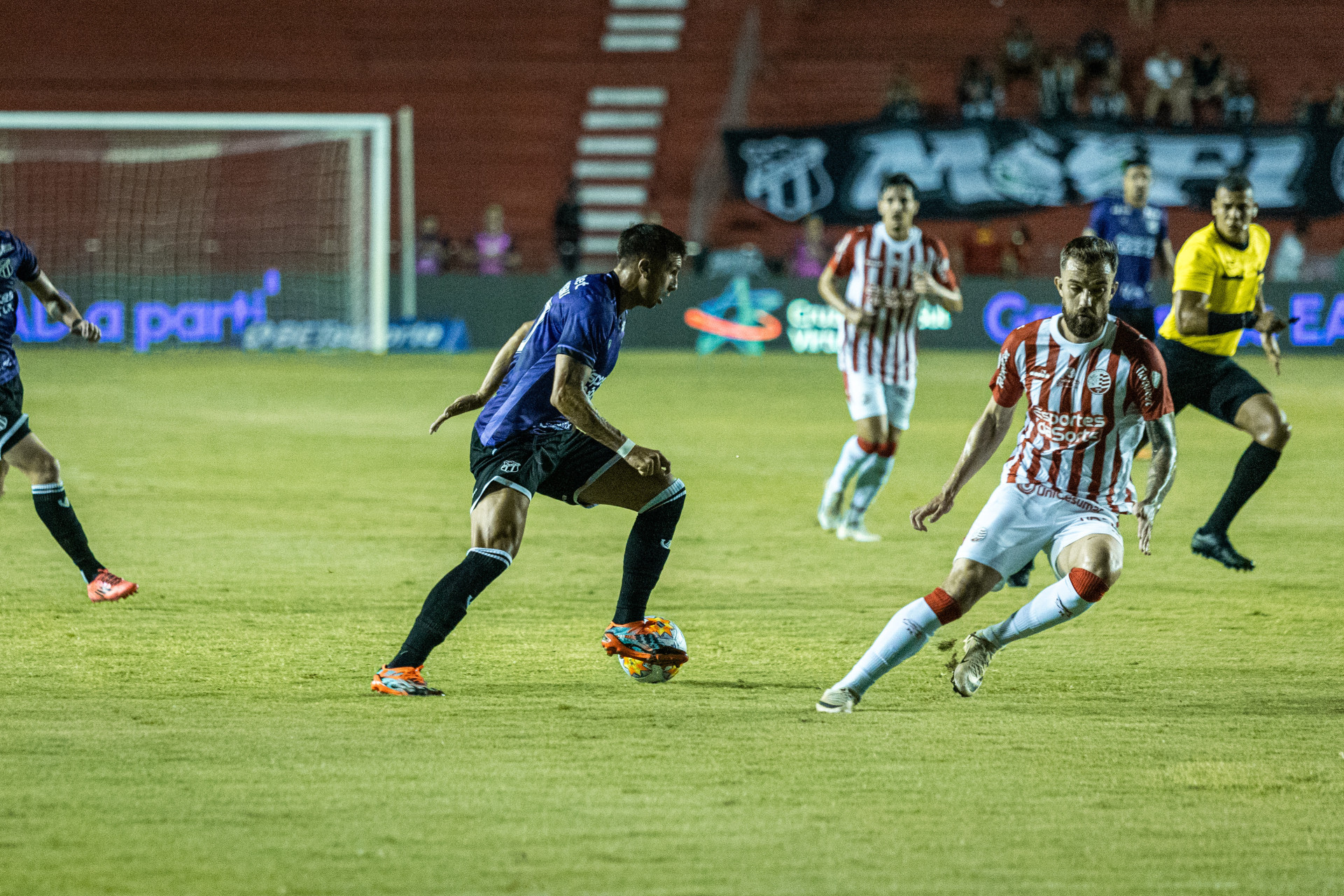 Ceará teve falhas no ataque e na defesa contra o Náutico (Foto: Felipe Santos/Ceará SC)