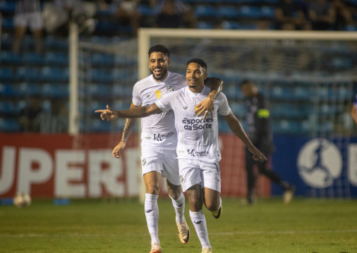 Fernandinho anotou seu primeiro gol com a camisa do Ceará