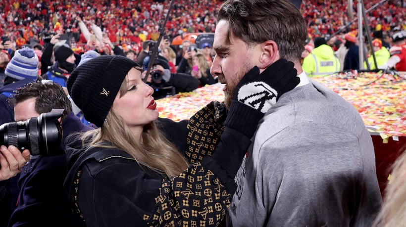 Taylor Swift esteve no jogo entre Kansas City Chiefs e Buffalo Bills no último domingo, 26