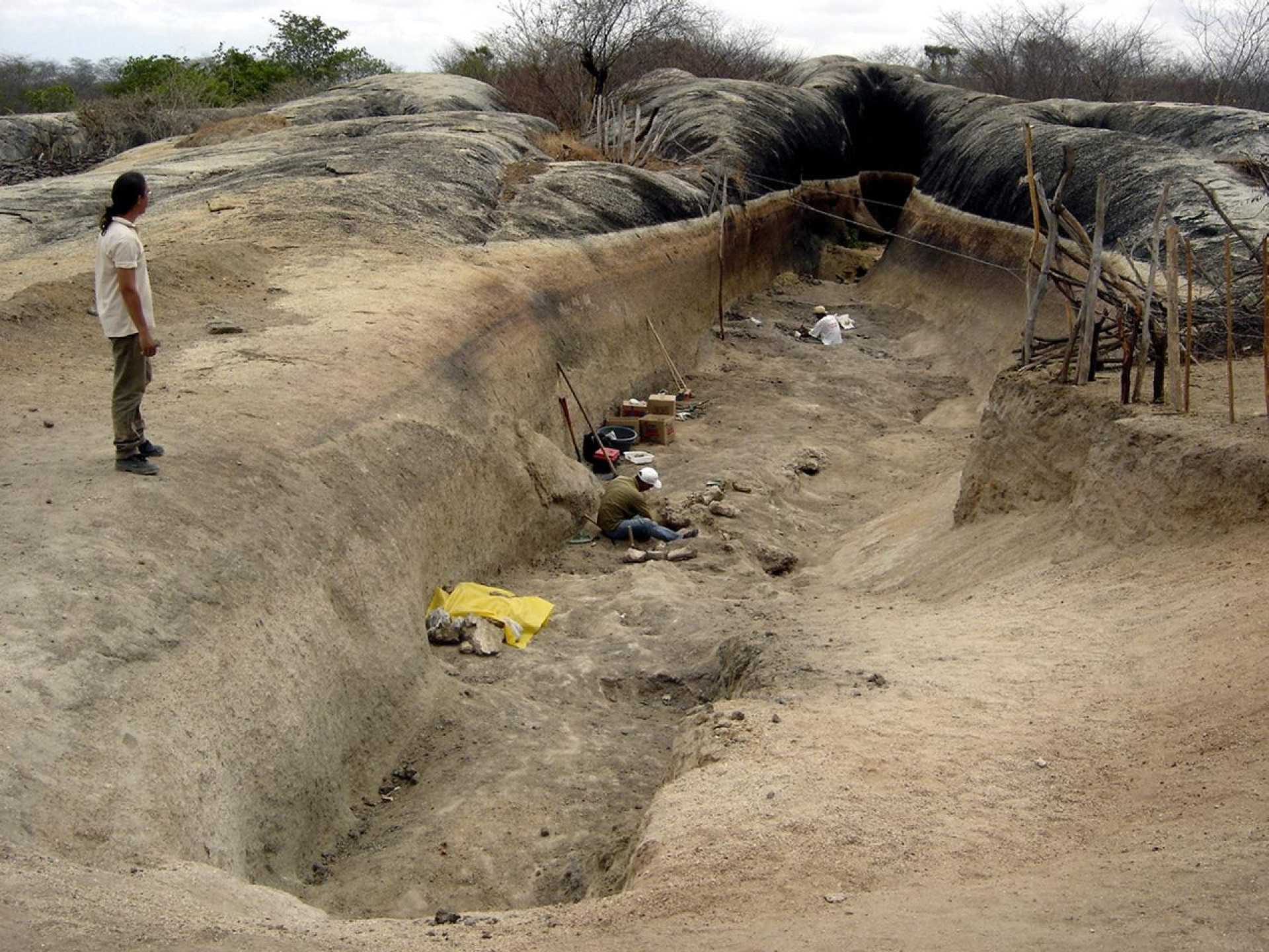 ￼ESCAVAÇÃO fossilífera no sítio paleontológico Jirau, Itapipoca (CE) (Foto: Celso Ximenes/Divulgação)