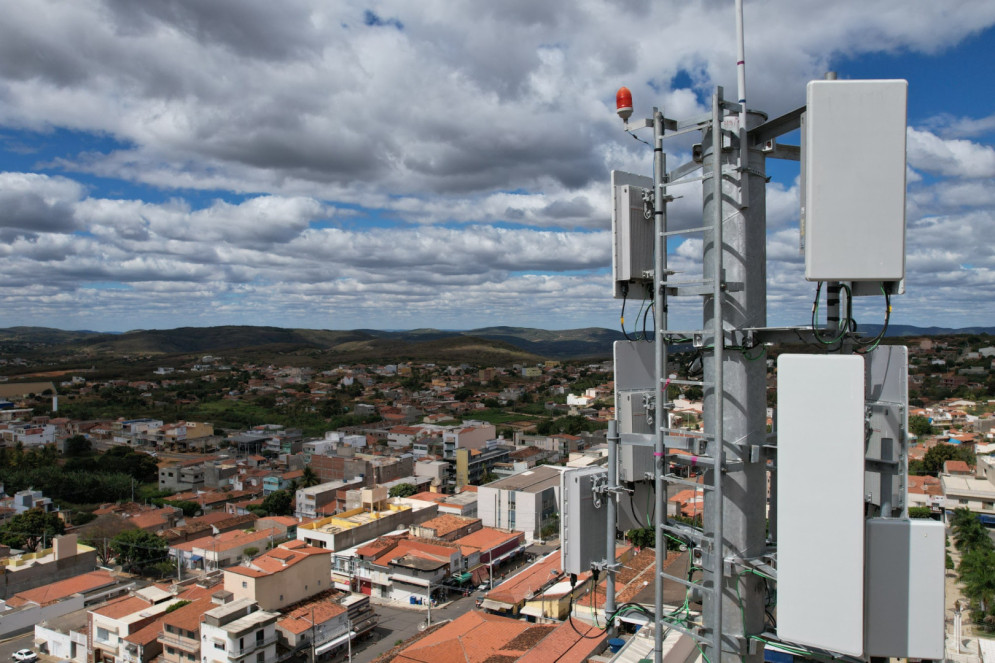 Brisanet investe na instalação de torres 5G em áreas urbanas e rurais em municípios do interior e litoral(Foto: Divulgação/Brisanet)