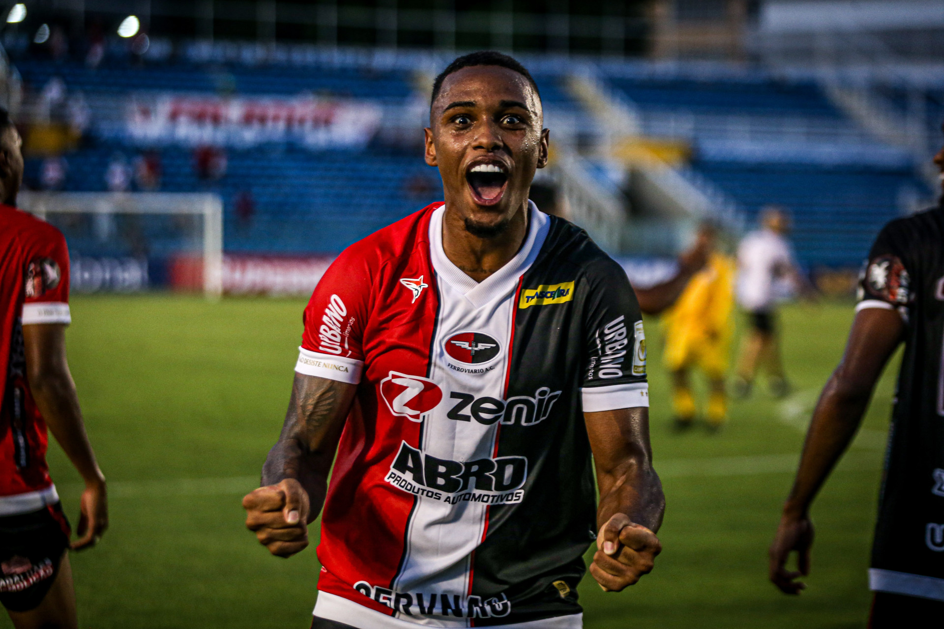 Jeffão, comemora gol do Ferroviário
 (Foto: LENILSON SANTOS/FERROVIÁRIO)