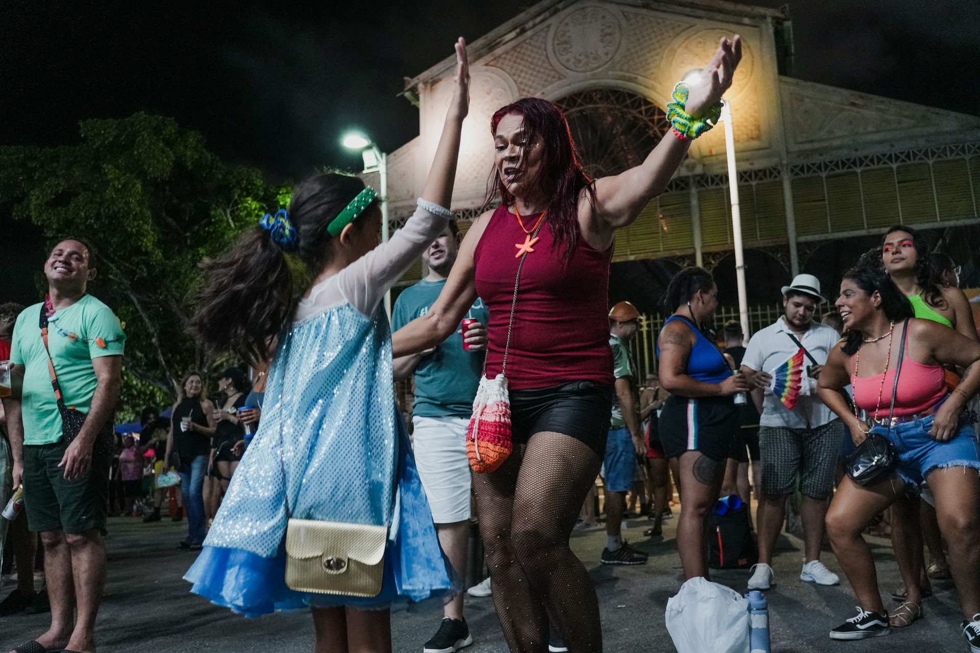 ￼MERCADO dos Pinhões é um dos polos de Pré-Carnaval de Fortaleza (Foto: FERNANDA BARROS)