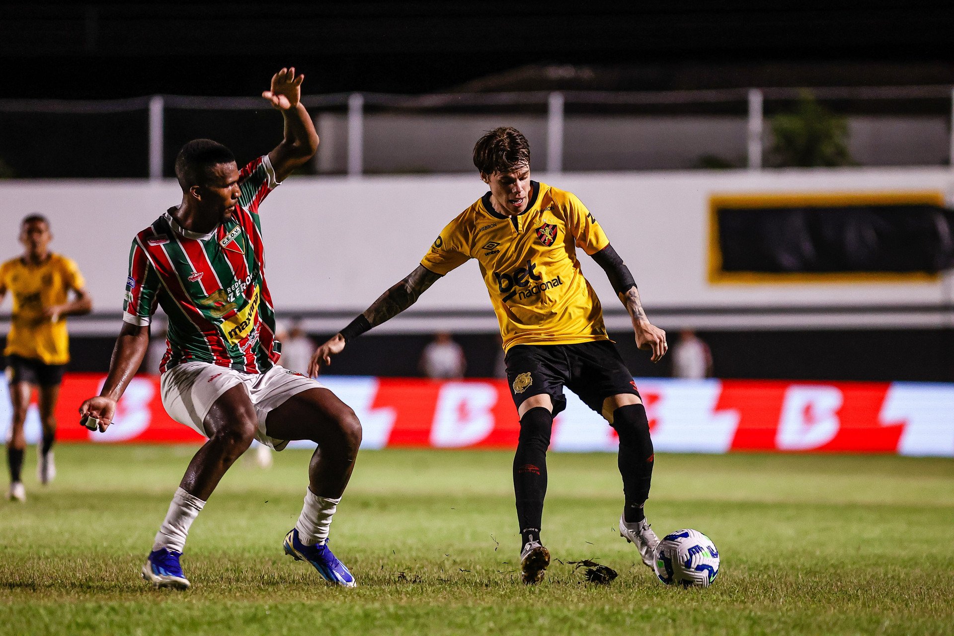 Sport foi eliminado da Copa do Brasil pelo Operário-MT nos pênaltis (Foto: Paulo Paiva / Sport Recife)