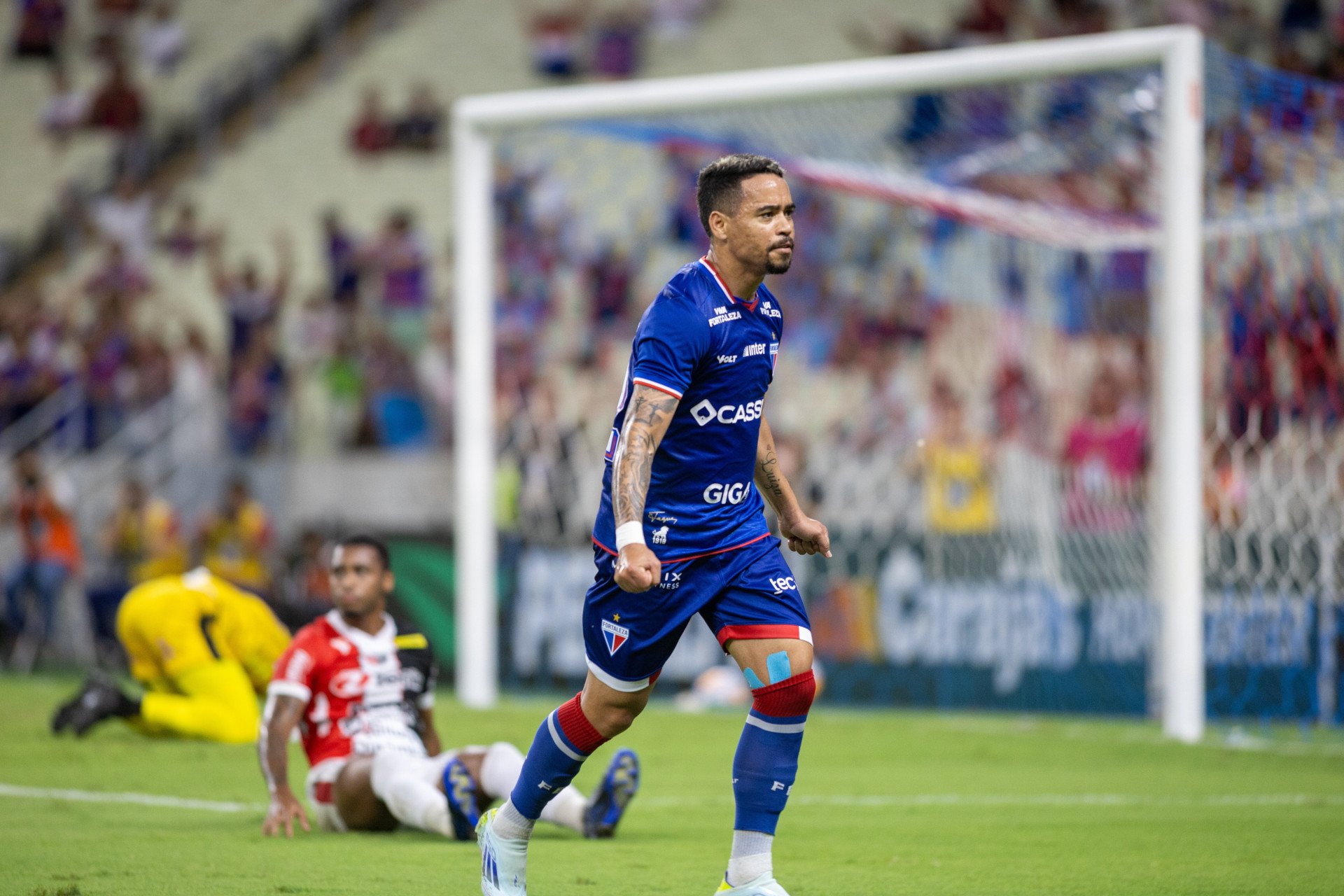 Yago Pikachu marcou o segundo gol da partida
 (Foto: BAGGIO RODRIGUES/AGIF/ESTADÃO CONTEÚDO)