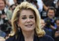 Atriz francesa Catherine Deneuve receberá prêmio pelo conjunto da obra no festival de Cinema de Veneza