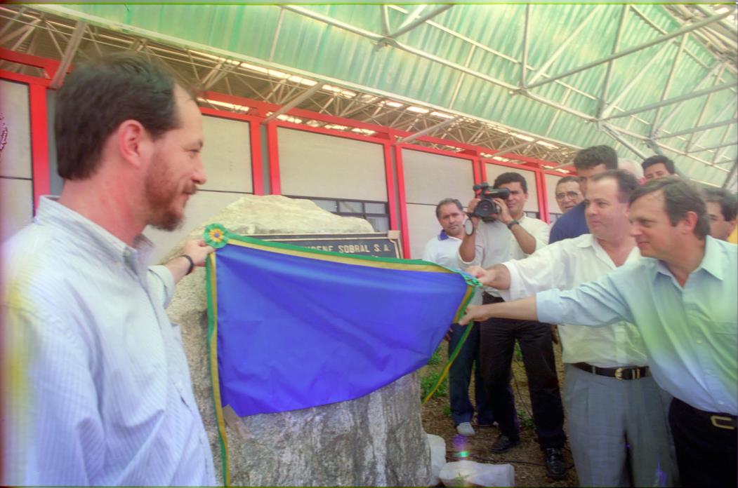 Inauguração da Grendene em Sobral 
Foto: Fernando Sá / O POVO, em 22/09/1995 (Foto: )