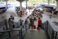 FORTALEZA, CE, BRASIL, 24-02-2017:Saída dos Fortalezenses rumo ao carnaval. Terminal rodoviário Engenheiro João Tomé.(Foto: Júlio Caesar/ O POVO)